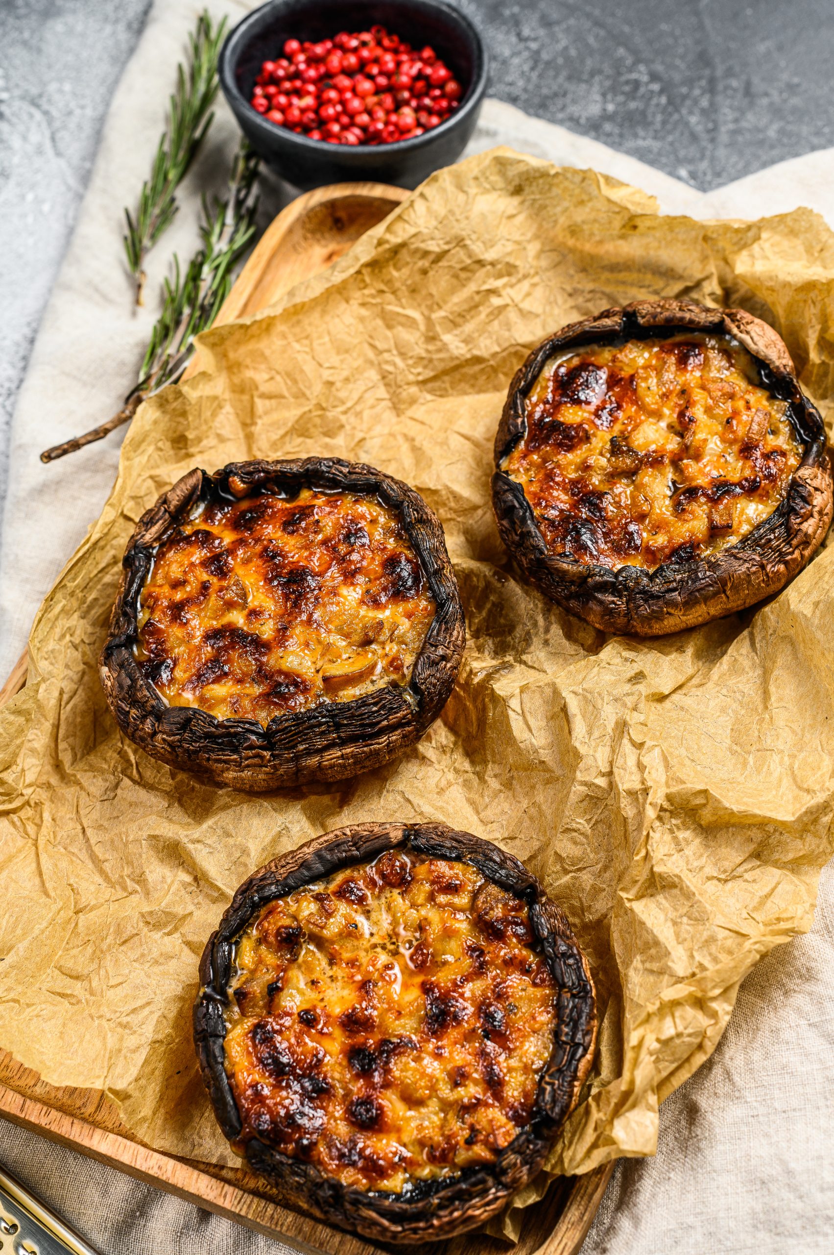 You are currently viewing Grilled Mushrooms, Baked Beans and Avo Smash