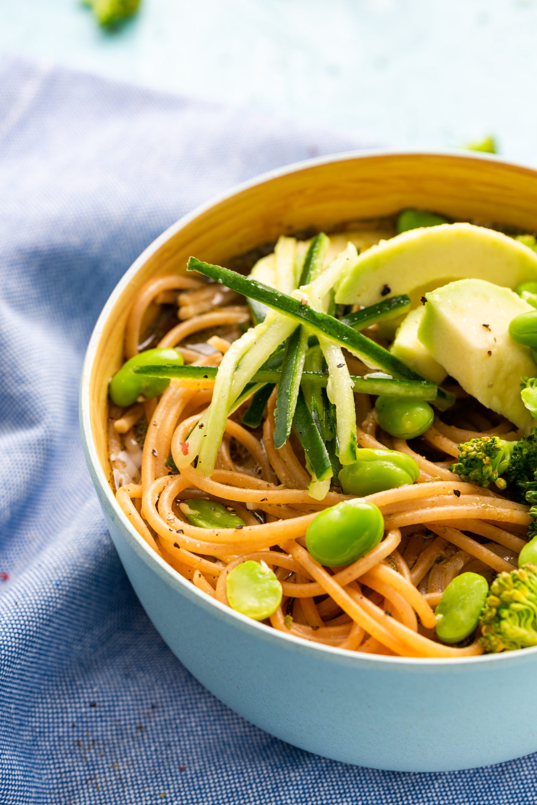 You are currently viewing Broccoli, Edamame & Soba Noodles with a Tangy Peanut Sauce
