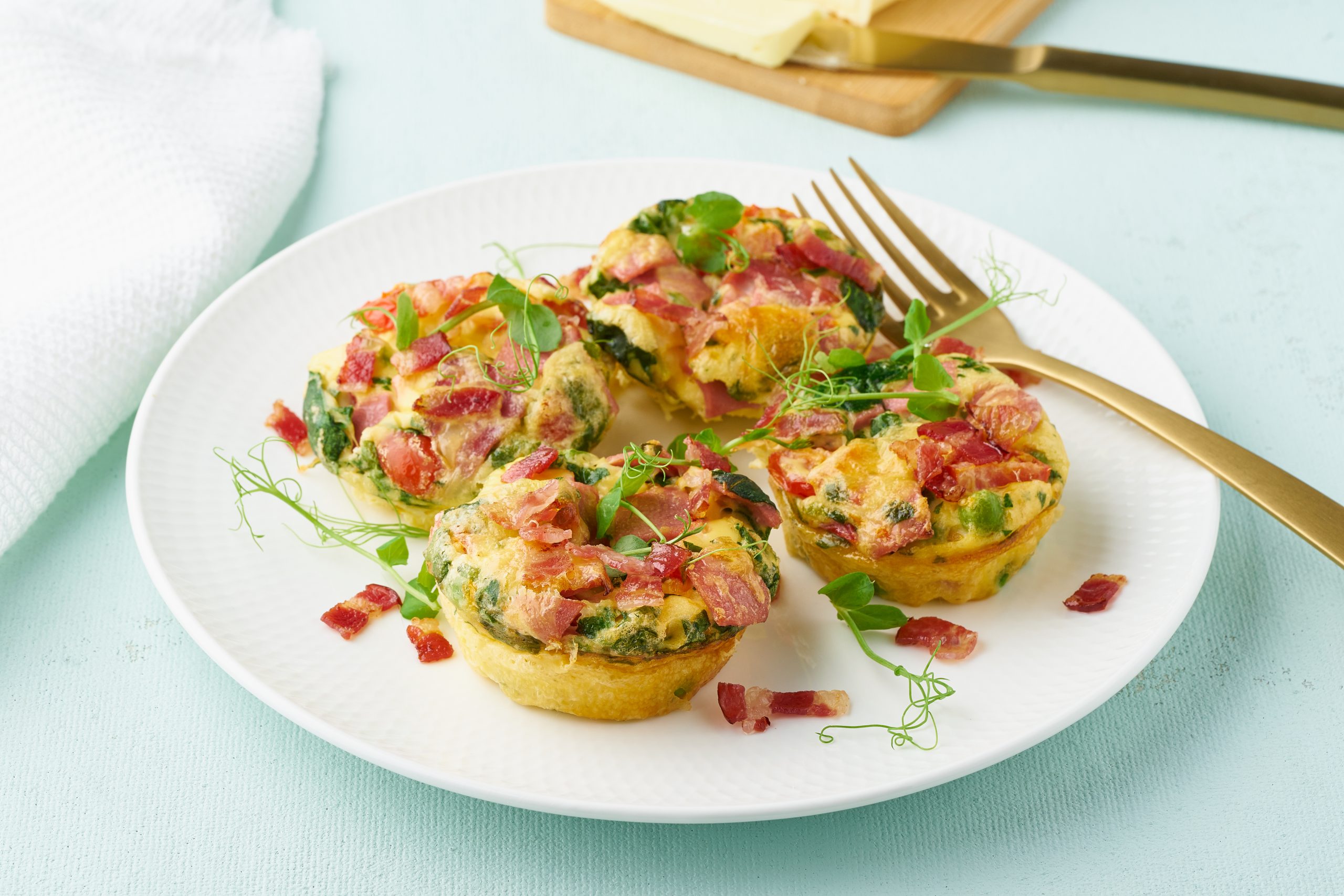 You are currently viewing Crust-Less Mini Quiche