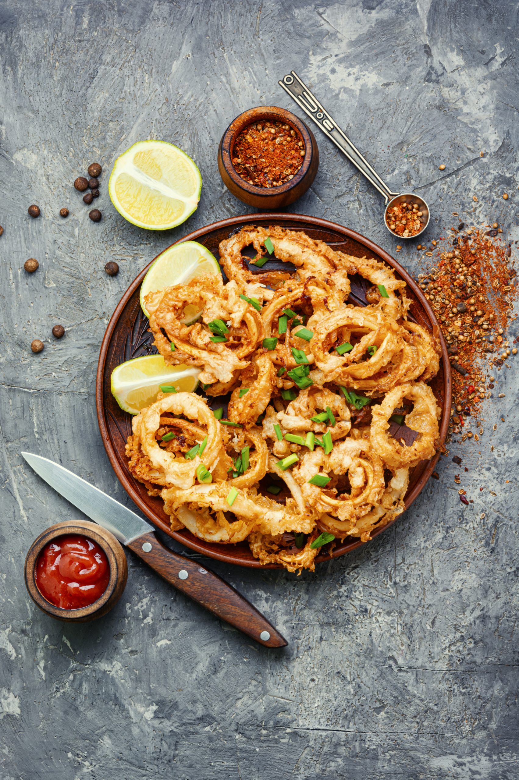 You are currently viewing Easy Salt & Pepper Calamari