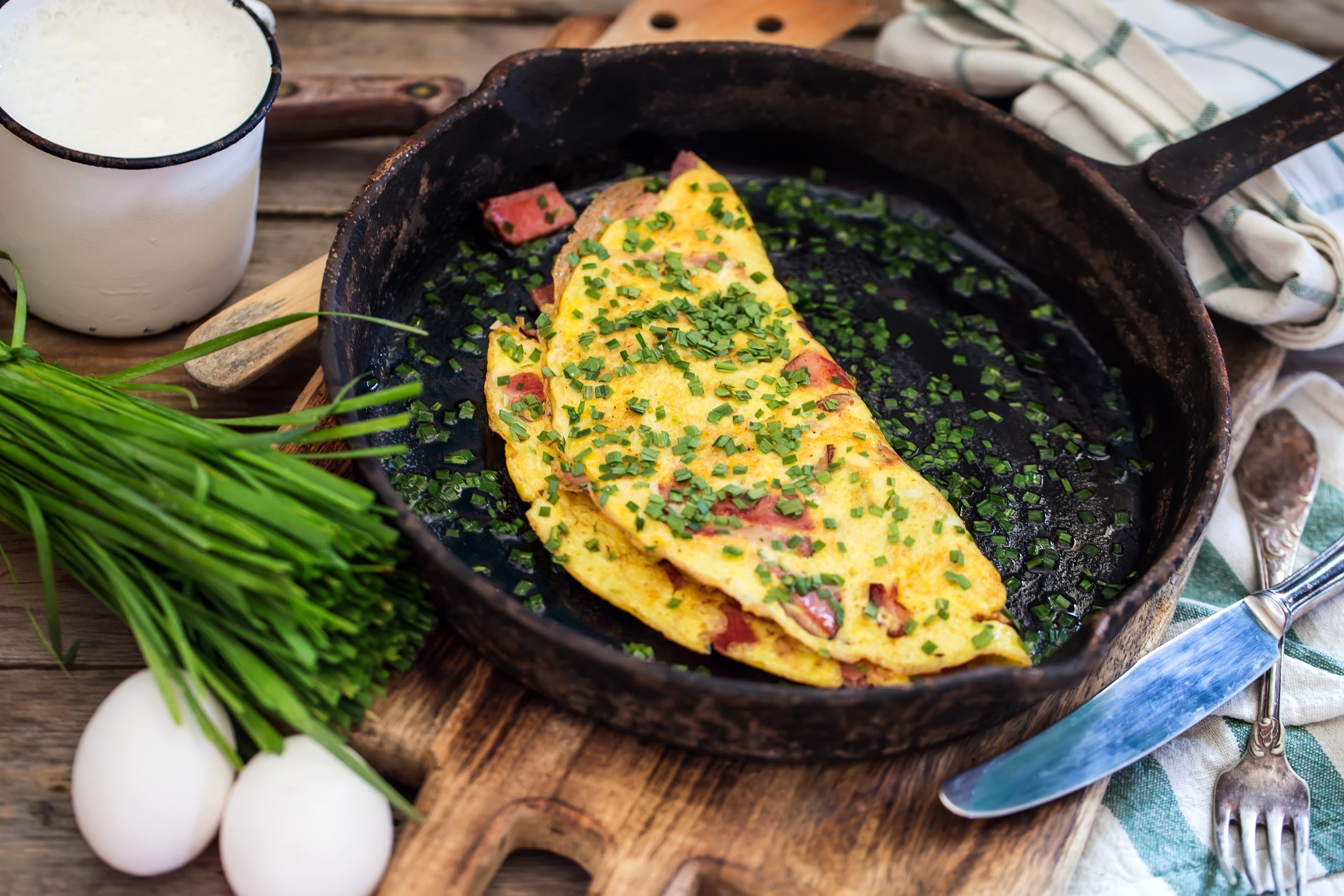 You are currently viewing Breakfast Omelette with Bacon