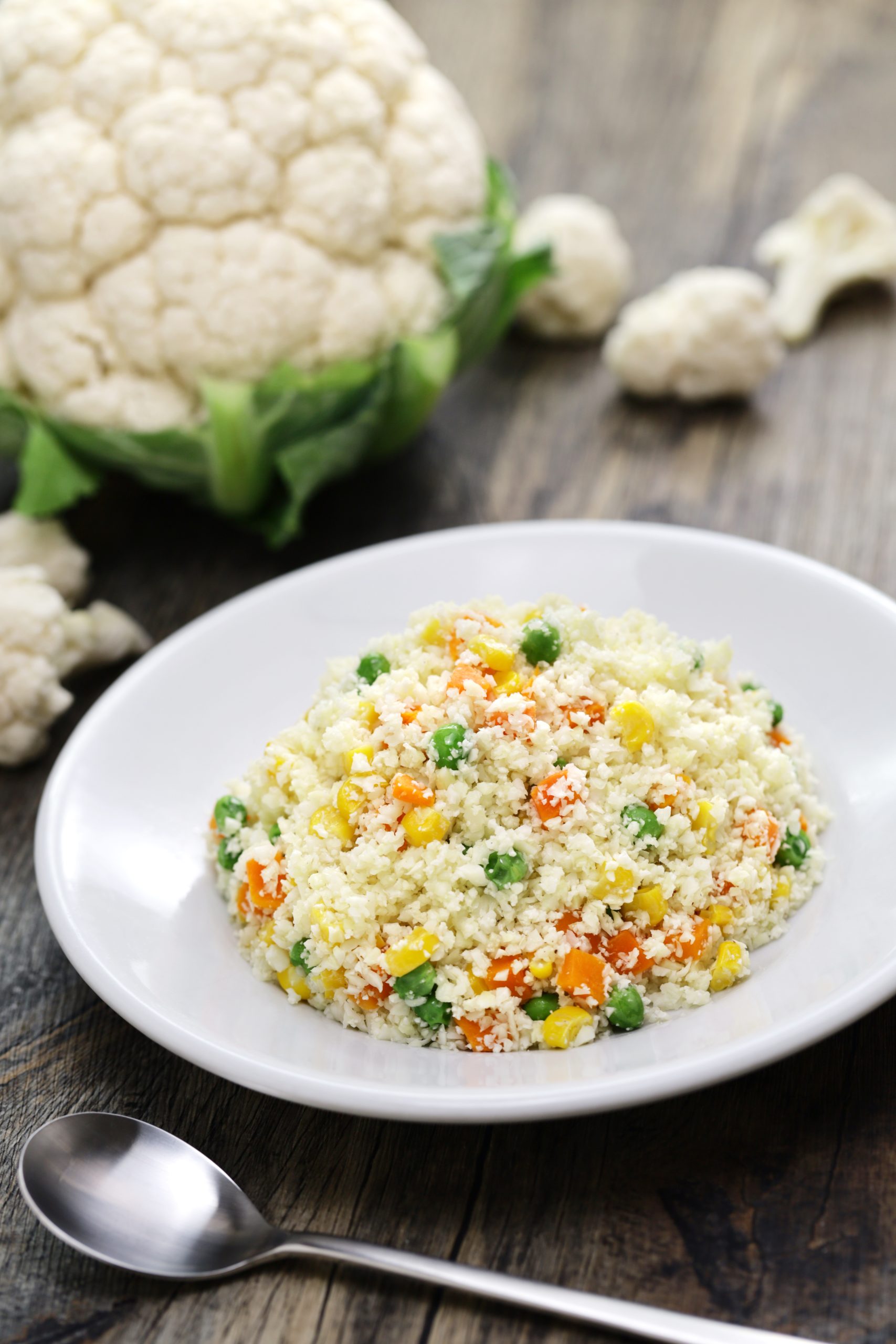 You are currently viewing Cauliflower Rice with Almonds & Carrots