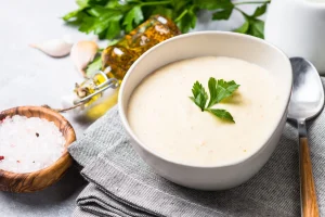 Read more about the article Cheesy Cauliflower and Chicken Soup