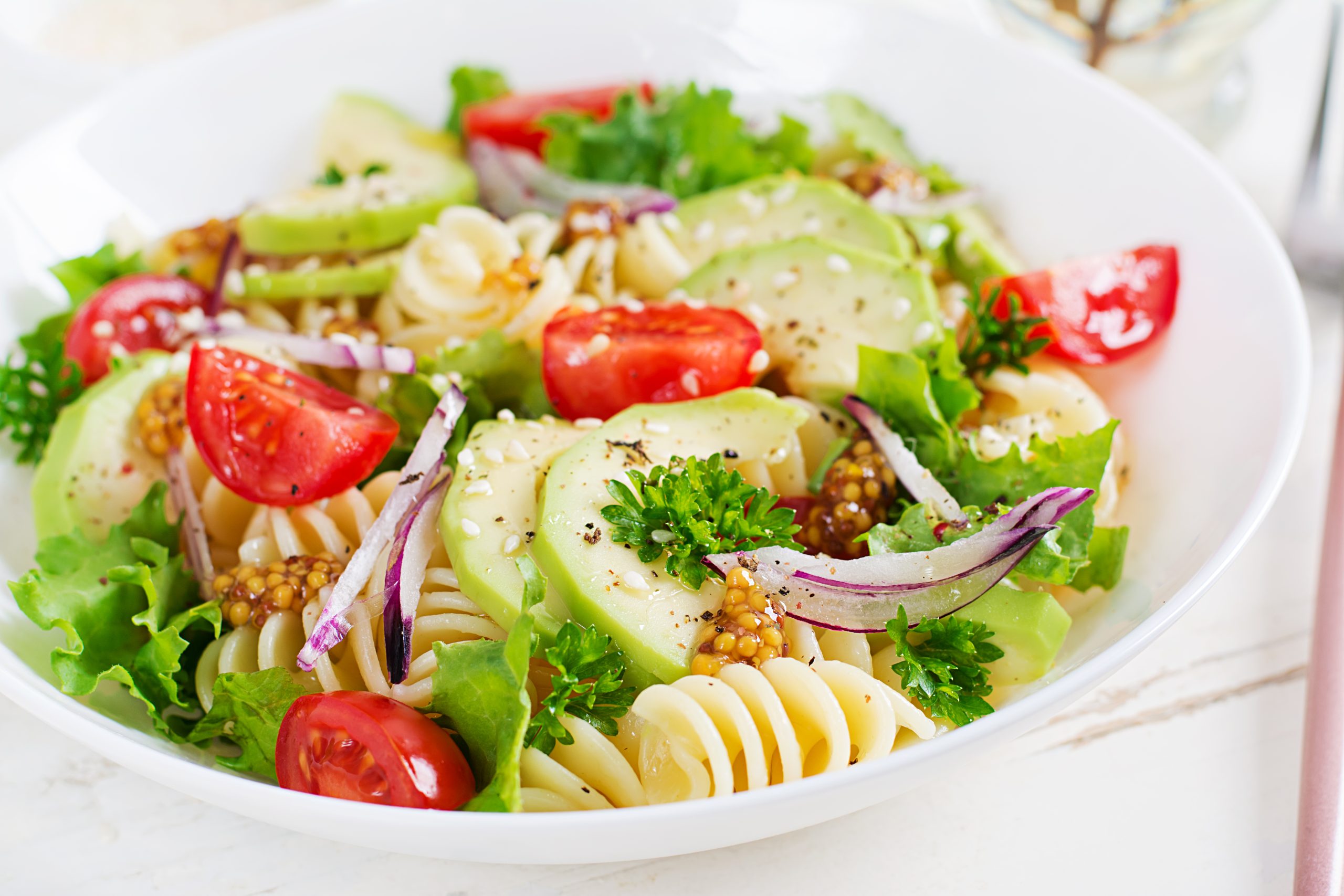 You are currently viewing Chicken Pesto Pasta Salad