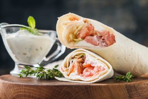 Read more about the article Smoked Salmon & Cream Cheese Mountain Bread Wrap