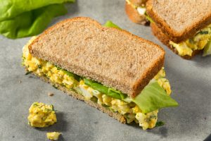 Read more about the article Curried Egg & Lettuce Sandwich